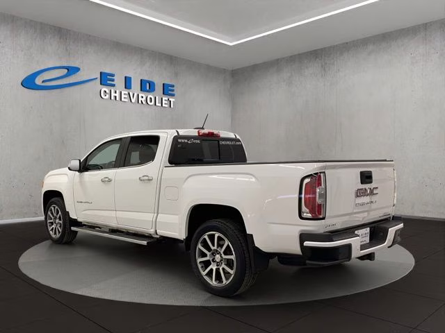 2022 Summit White GMC Canyon Denali 4X4 Truck