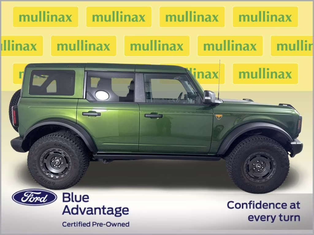 2025 Eruption Green Metallic Ford Bronco Badlands 4X4 SUV