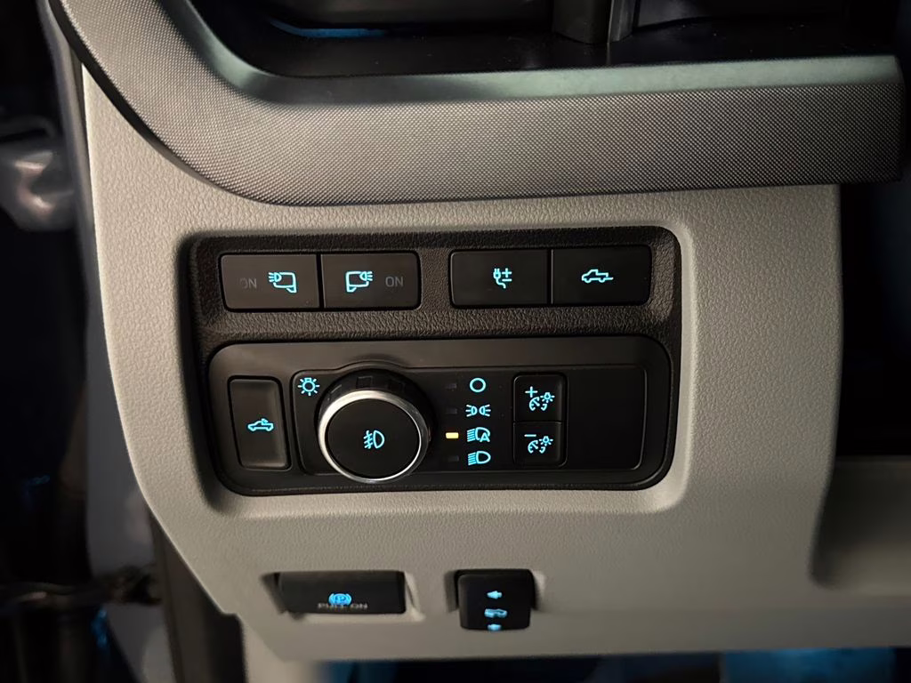 2023 Azure Gray Metallic Ford Super Duty F-250 SRW Limited 4X4 Truck