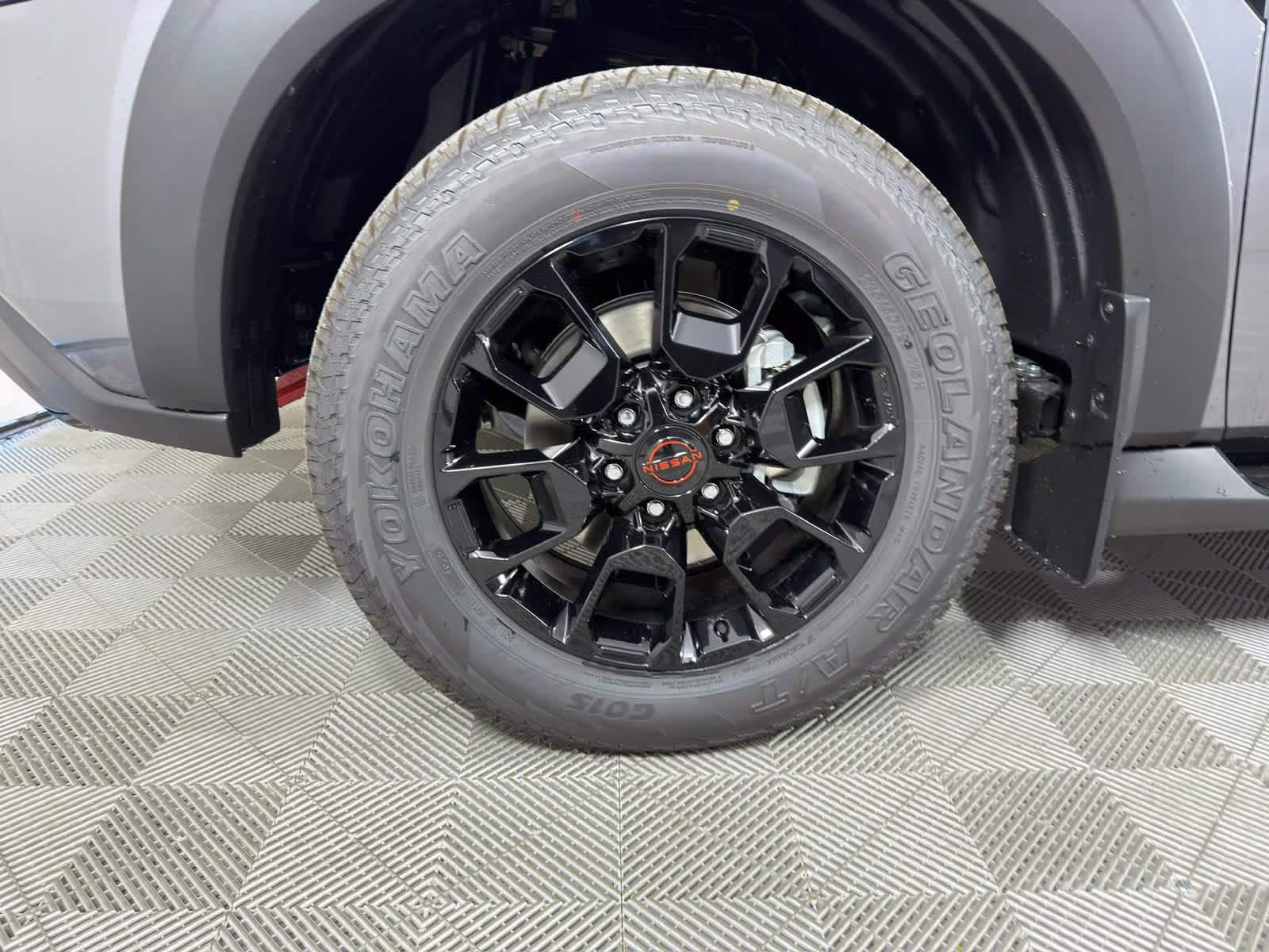 2026 Gun Metallic/Super Black Nissan Armada PRO-4X 4X4 SUV