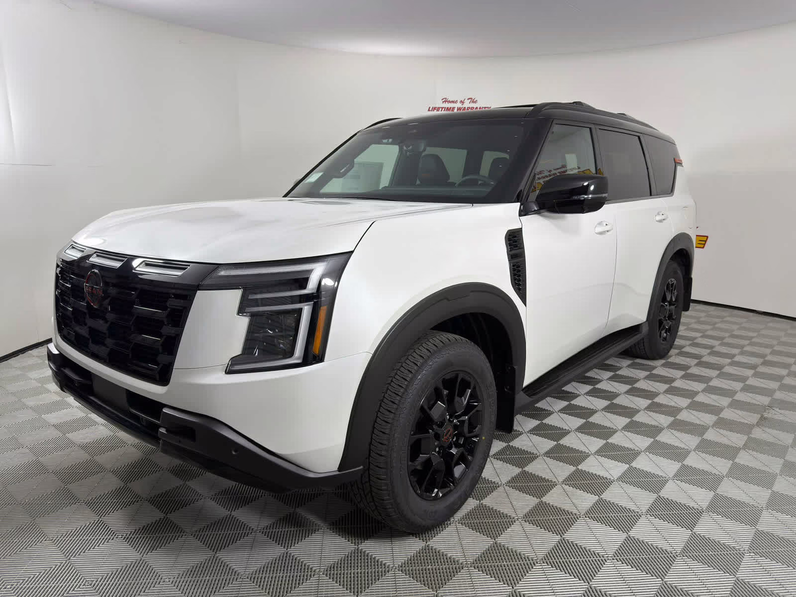 2026 Aspen White Tricoat/Super Black Nissan Armada PRO-4X 4X4 SUV