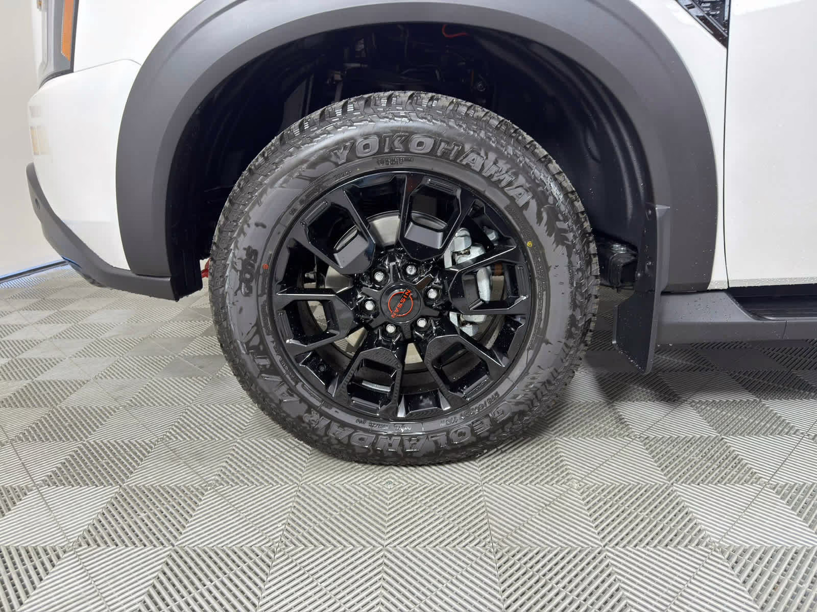 2026 Aspen White Tricoat Nissan Armada PRO-4X 4X4 SUV