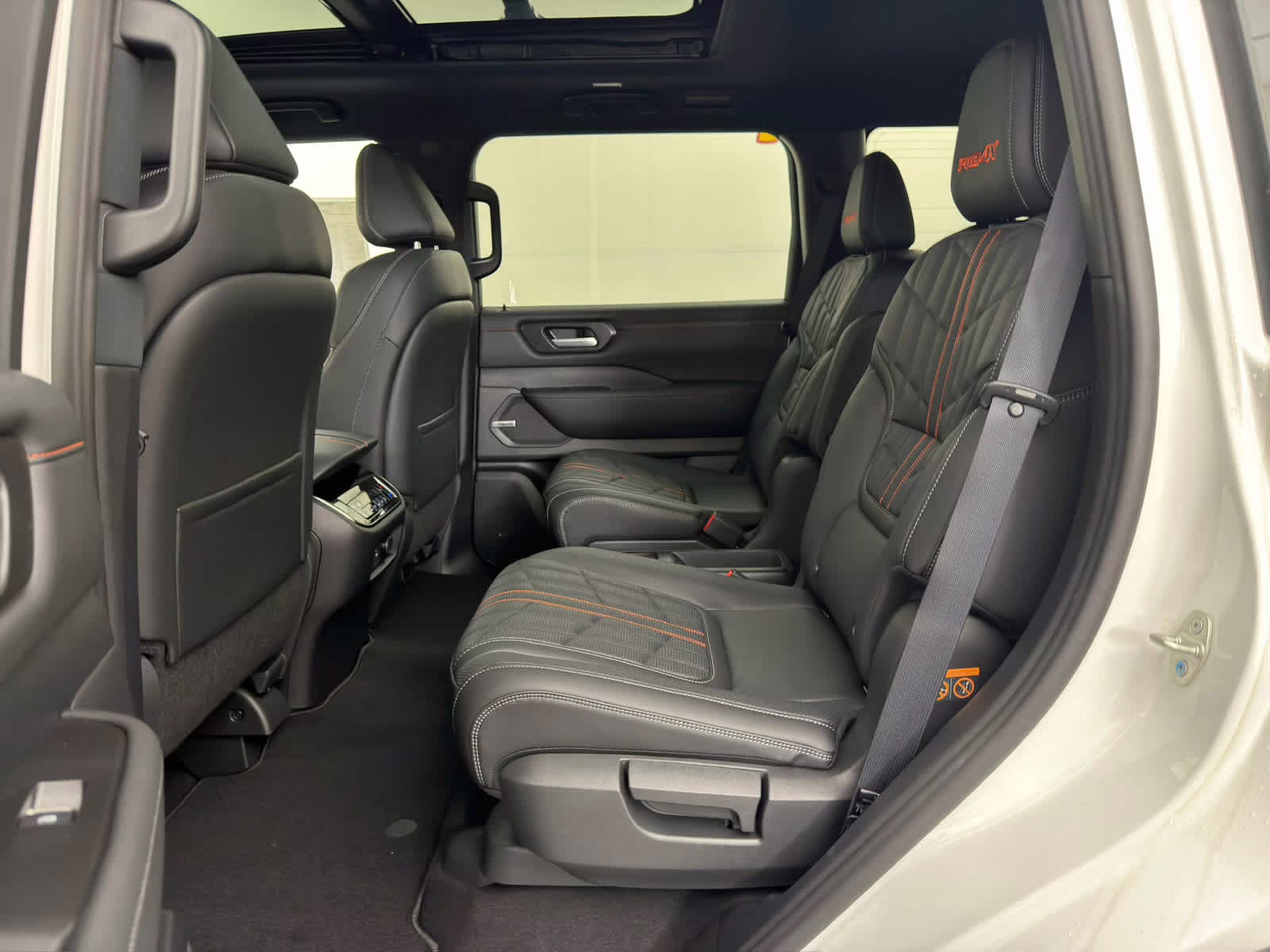 2026 Aspen White Tricoat Nissan Armada PRO-4X 4X4 SUV