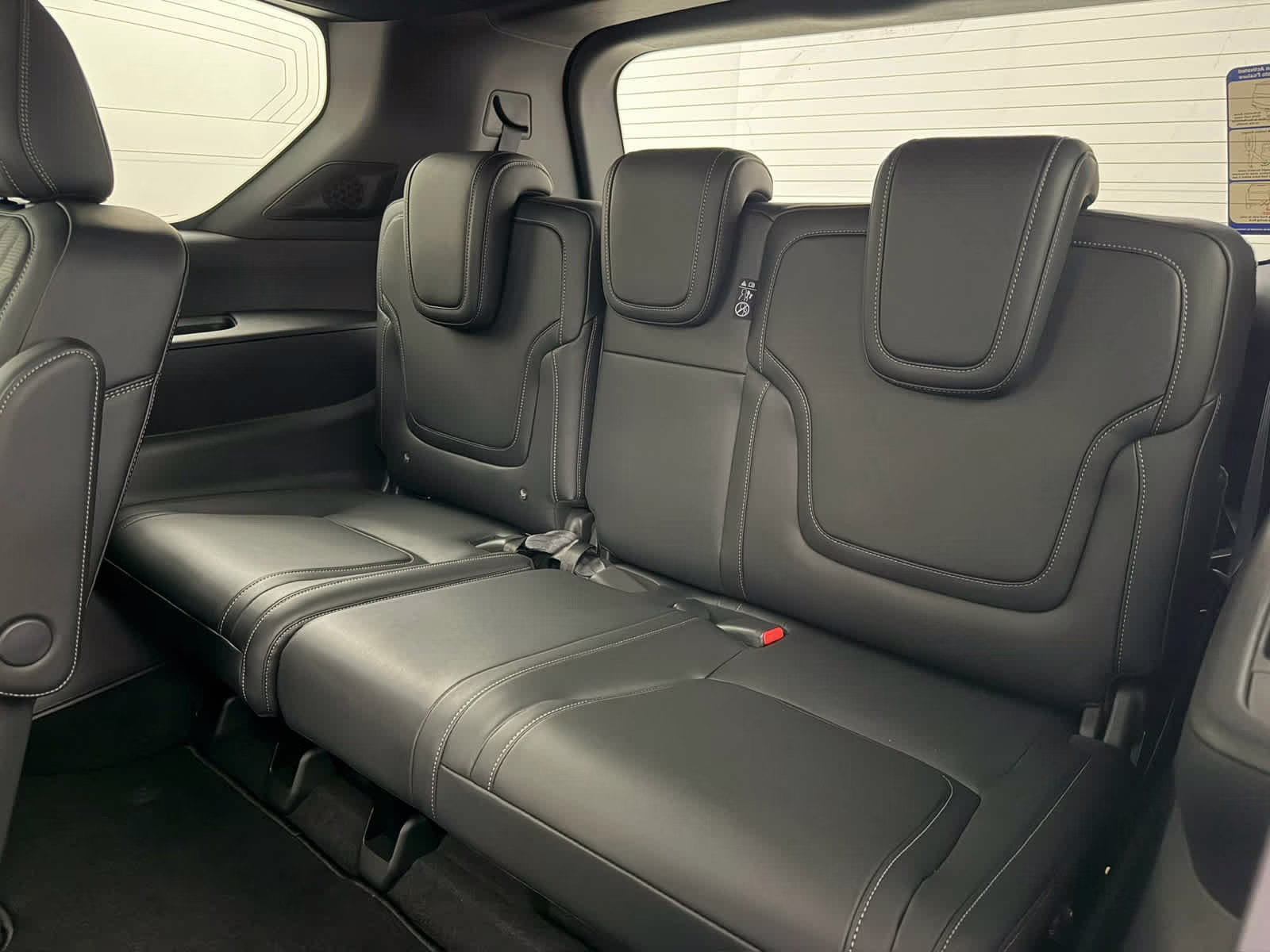 2026 Aspen White Tricoat/Super Black Nissan Armada PRO-4X 4X4 SUV