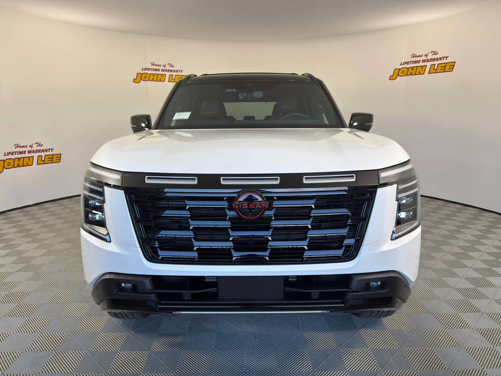2026 Aspen White Tricoat/Super Black Nissan Armada PRO-4X 4X4 SUV