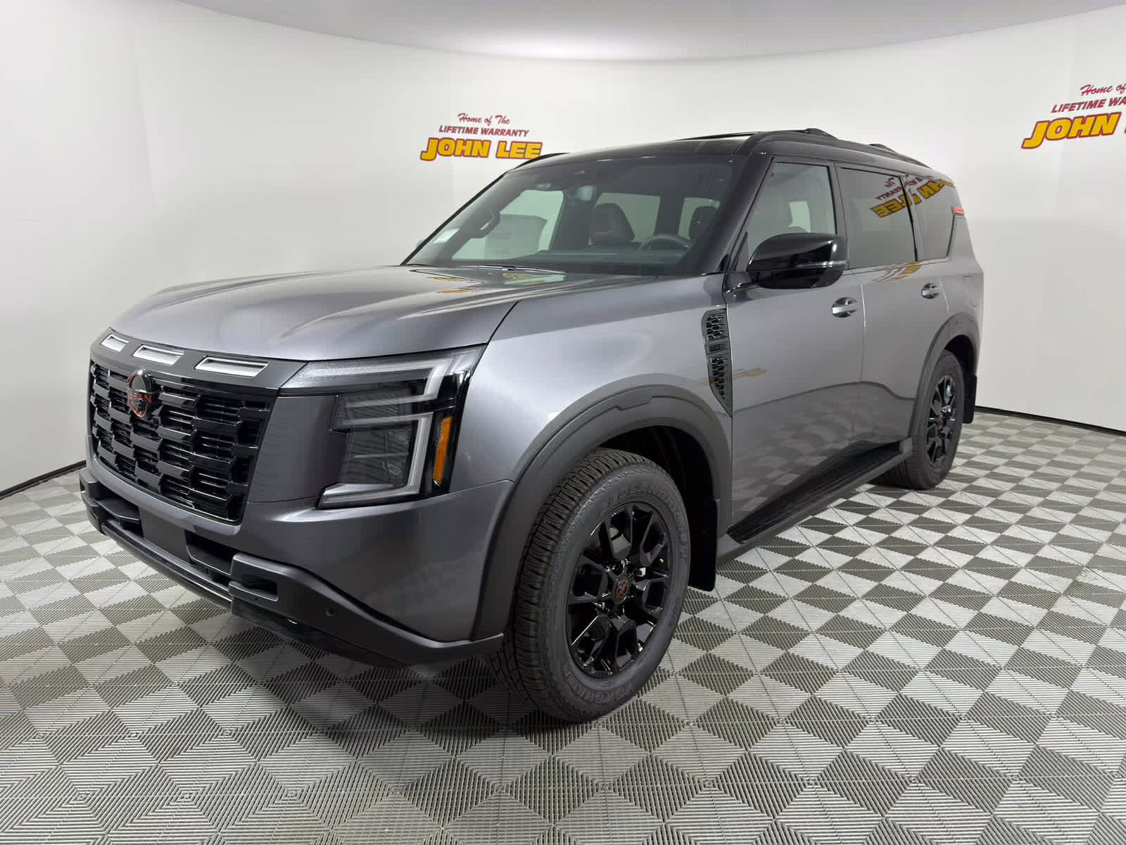 2026 Gun Metallic/Super Black Nissan Armada PRO-4X 4X4 SUV