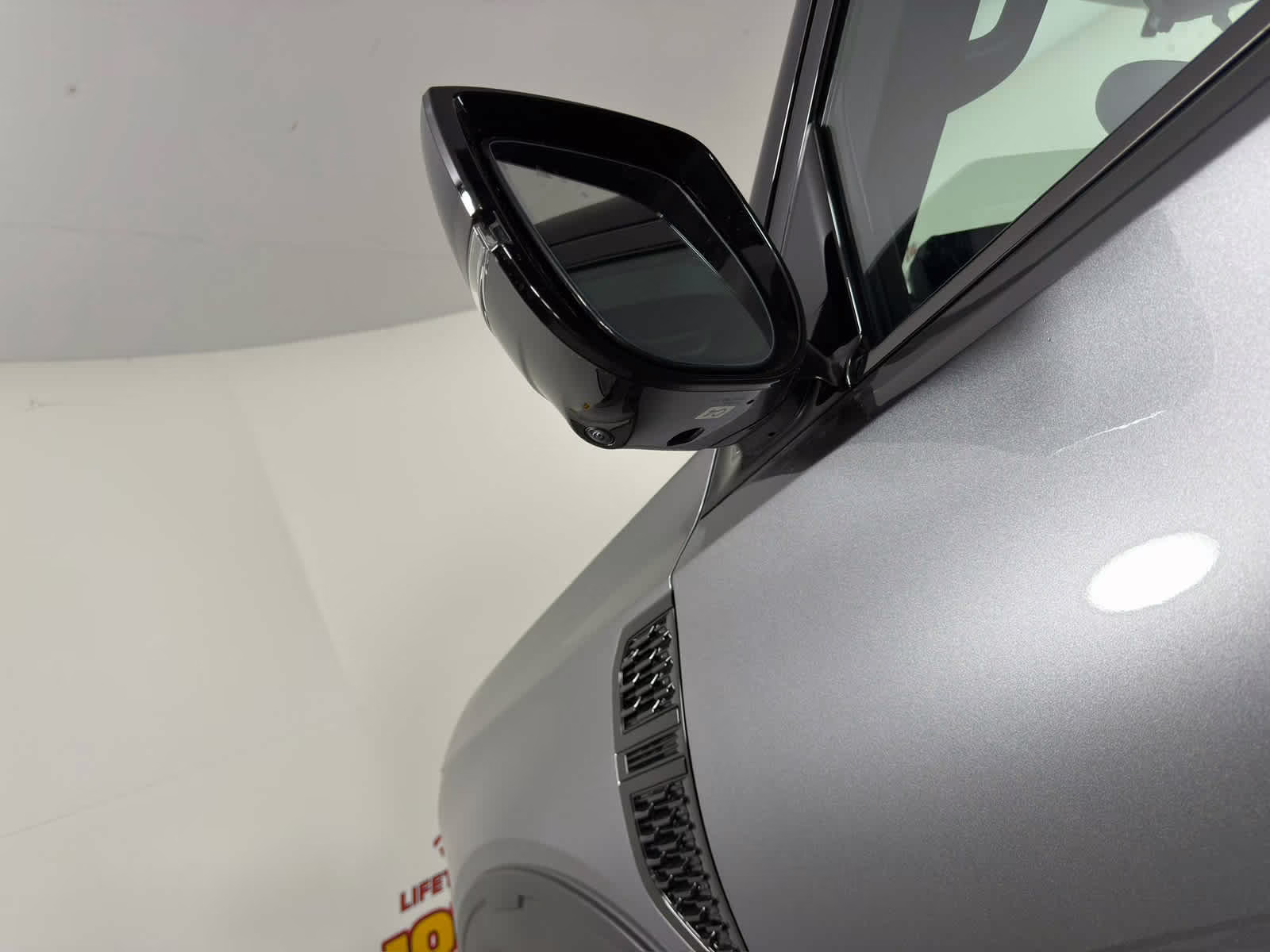 2026 Gun Metallic/Super Black Nissan Armada PRO-4X 4X4 SUV