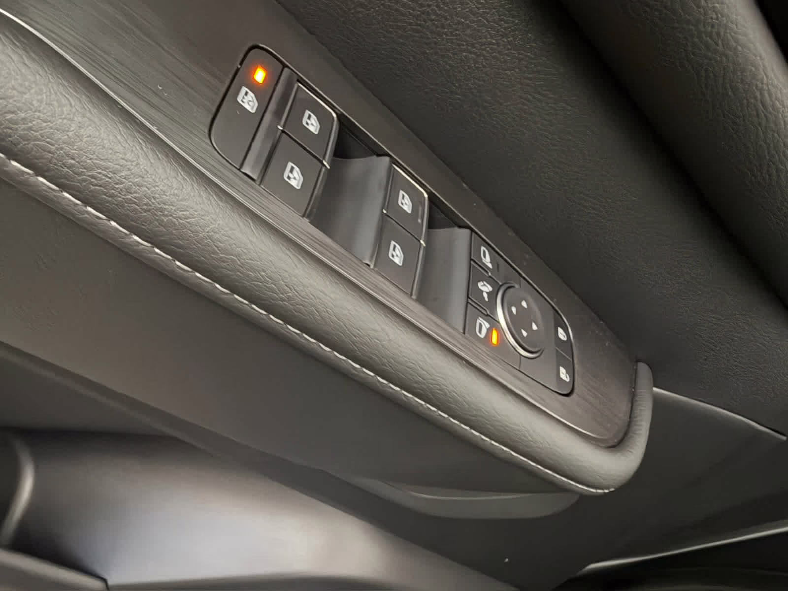 2026 Gun Metallic/Super Black Nissan Armada PRO-4X 4X4 SUV