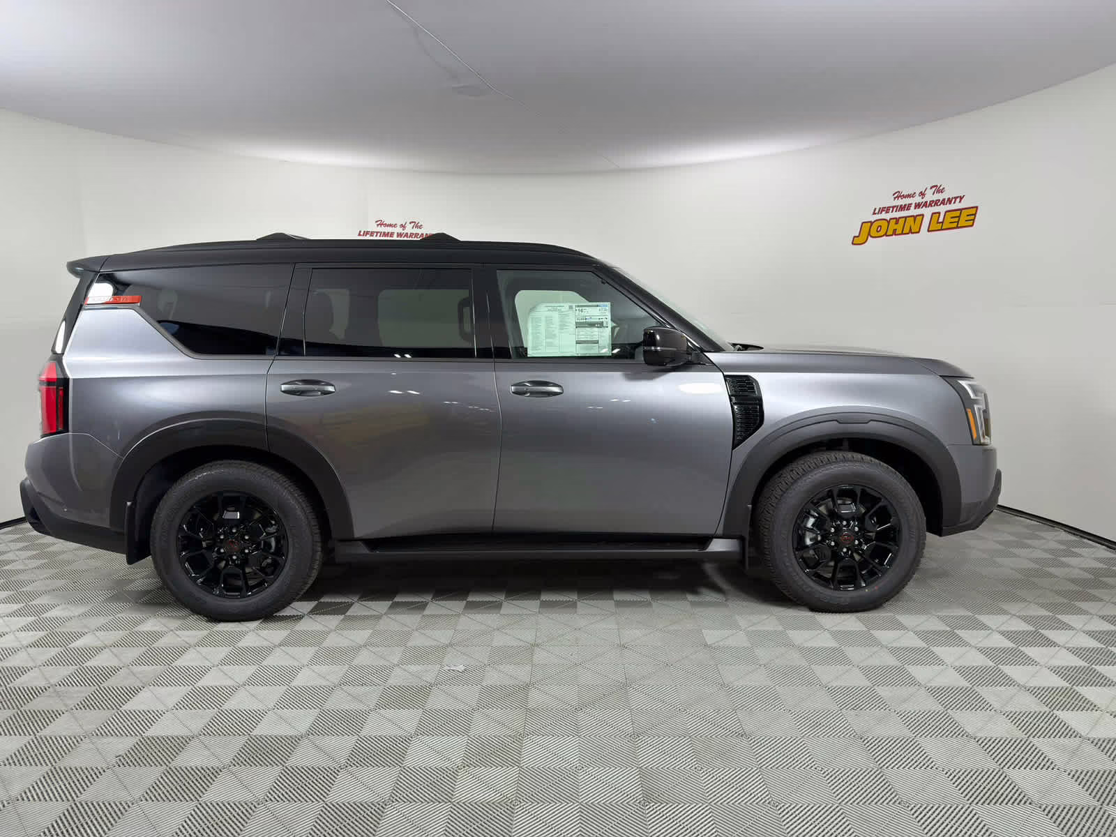 2026 Gun Metallic/Super Black Nissan Armada PRO-4X 4X4 SUV