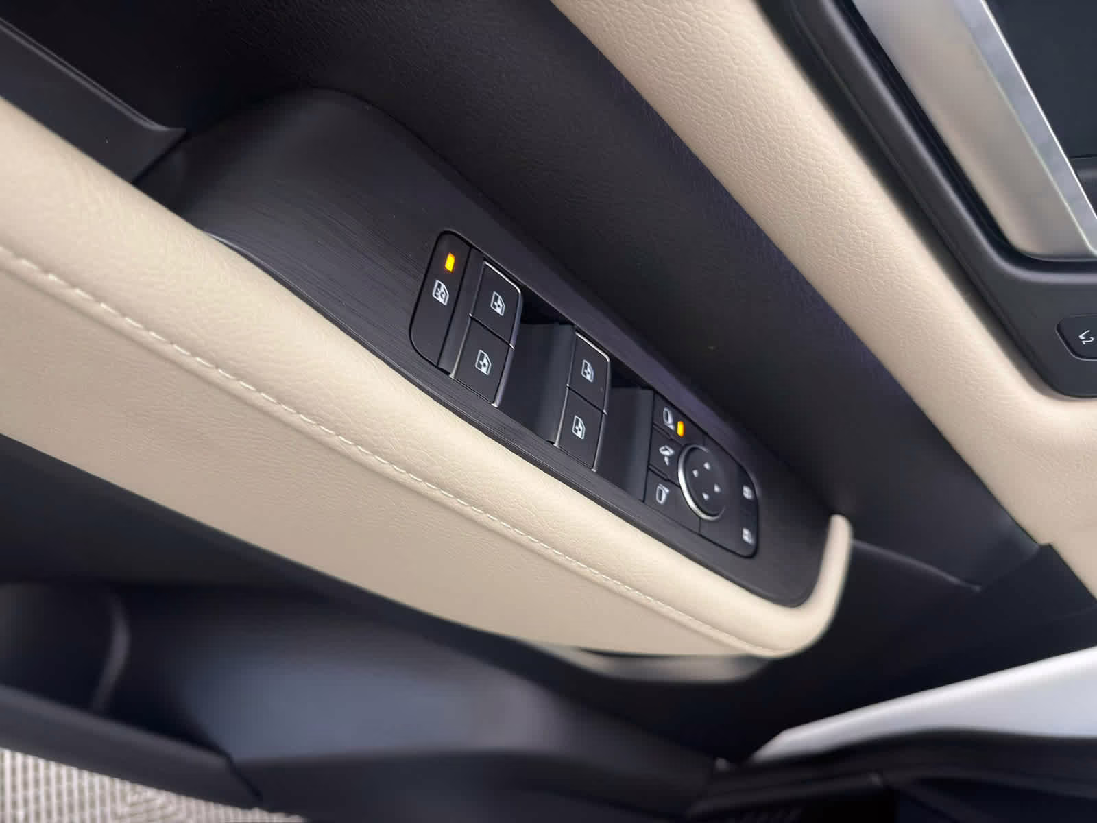 2026 Aspen White Tricoat Nissan Armada Platinum RWD SUV