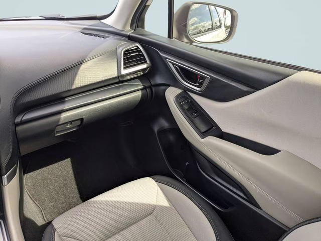 2023 Crystal White Pearl Subaru Forester Base AWD SUV