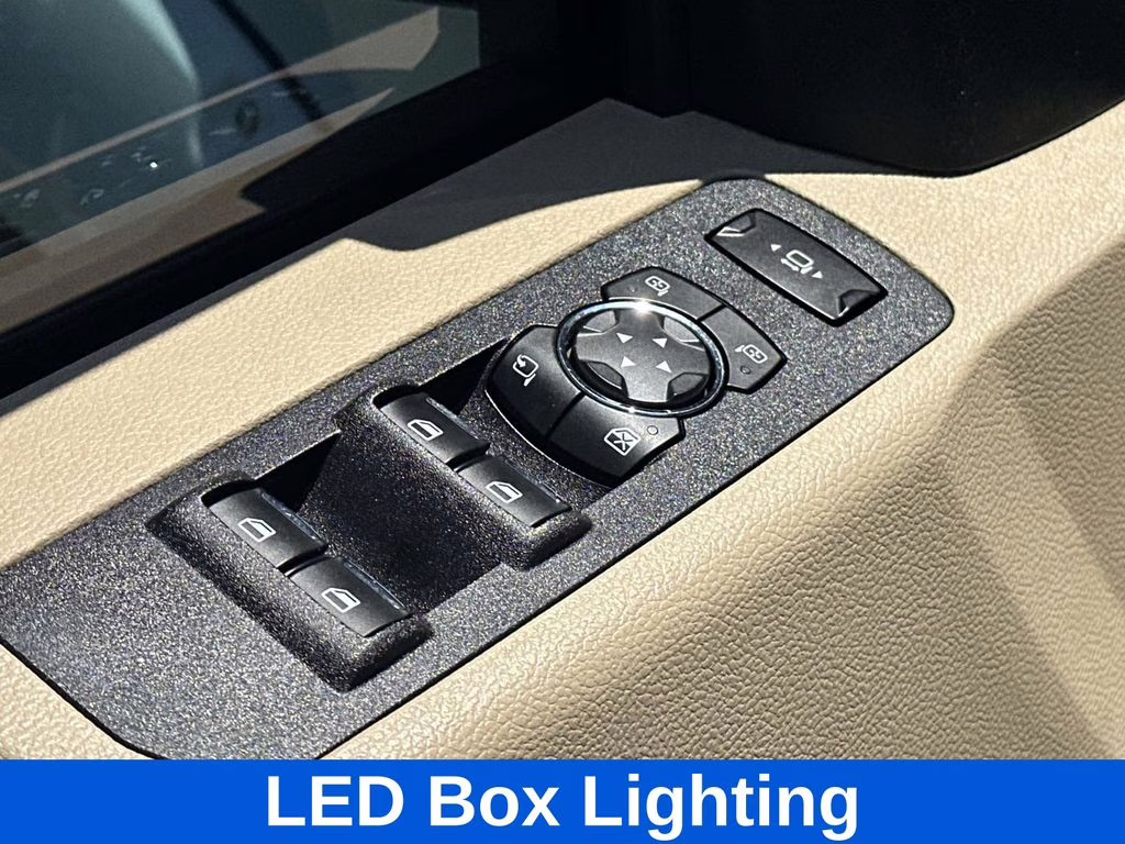 2019 Oxford White Ford Super Duty F-250 SRW Lariat 4X4 Truck