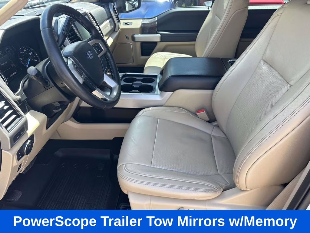 2019 Oxford White Ford Super Duty F-250 SRW Lariat 4X4 Truck