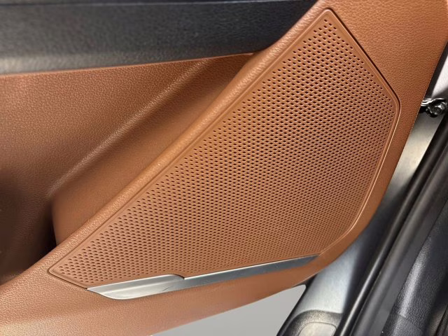 2026 Shadow Matte Gray Kia Sportage Hybrid X-Line AWD SUV