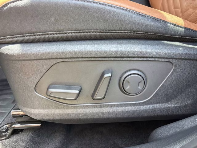 2026 Shadow Matte Gray Kia Sportage Hybrid X-Line AWD SUV