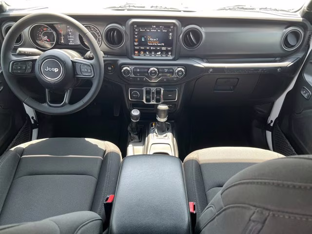 2023 Bright White Clearcoat Jeep Wrangler Willys 4X4 Convertible