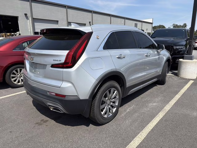 2021 Radiant Silver Metallic Cadillac XT4 FWD Premium Luxury FWD SUV