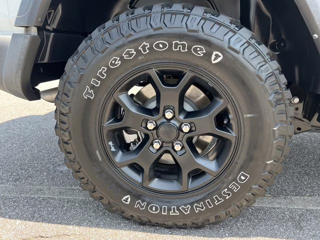 2023 Bright White Clearcoat Jeep Wrangler Willys 4X4 Convertible