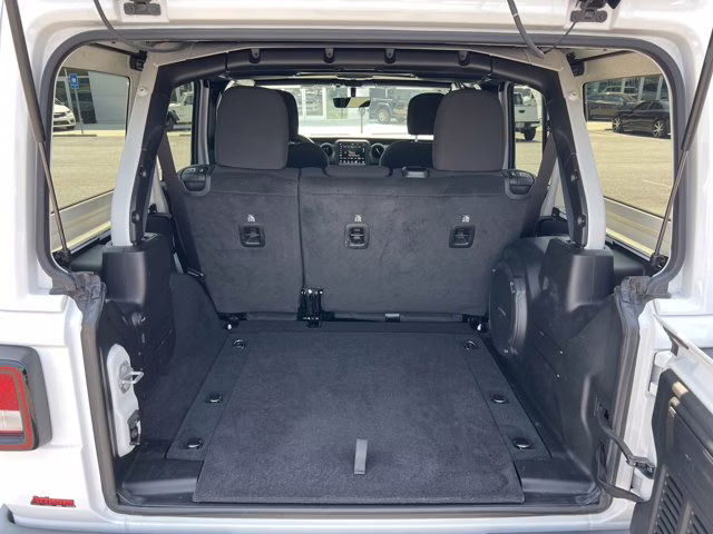 2023 Bright White Clearcoat Jeep Wrangler Willys 4X4 Convertible