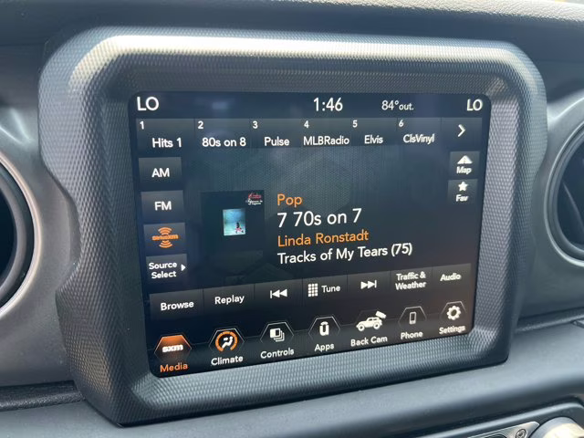 2023 Bright White Clearcoat Jeep Wrangler Willys 4X4 Convertible