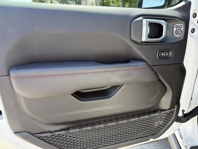 2021 Bright White Clearcoat Jeep Wrangler Unlimited Rubicon 4X4 Convertible