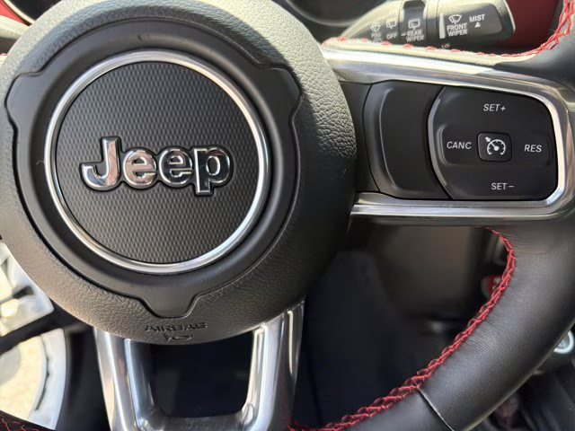 2021 Bright White Clearcoat Jeep Wrangler Unlimited Rubicon 4X4 Convertible