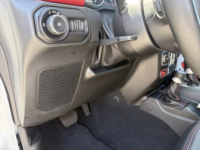 2021 Bright White Clearcoat Jeep Wrangler Unlimited Rubicon 4X4 Convertible