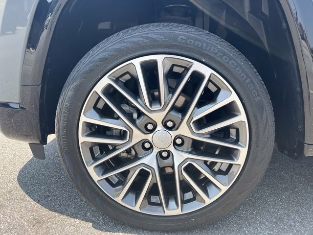 2022 Sting-Gray Clearcoat Jeep Compass Limited 4X4 SUV