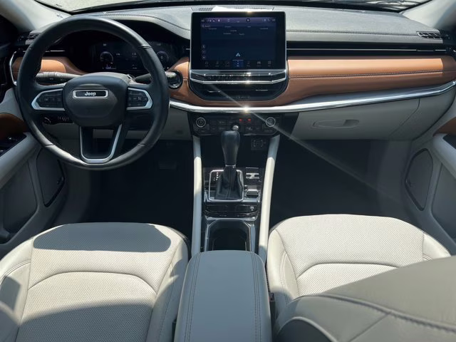 2022 Sting-Gray Clearcoat Jeep Compass Limited 4X4 SUV