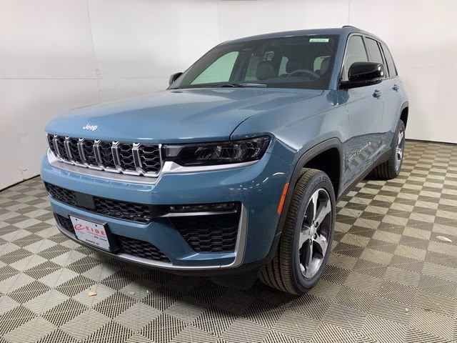 2026 Steel Blue Jeep Grand Cherokee Limited 4X4 SUV