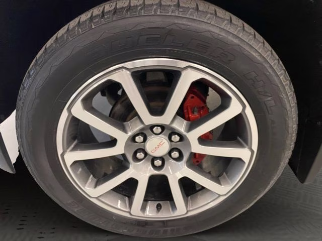 2020 Summit White GMC Canyon Denali 4X4 Truck