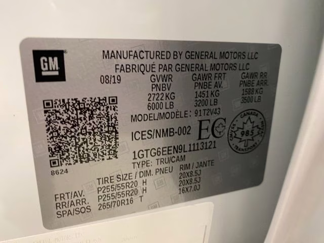 2020 Summit White GMC Canyon Denali 4X4 Truck