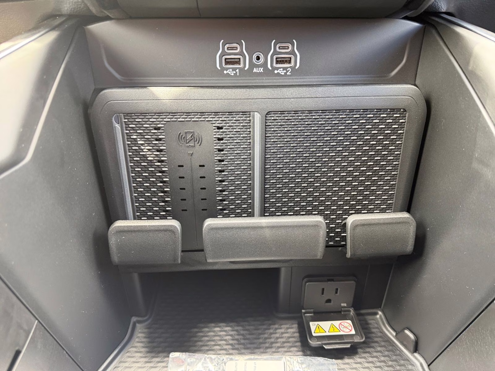 2026 Granite Crystal Metallic Clearcoat Ram 1500 Big Horn/Lone Star 4X4 Truck