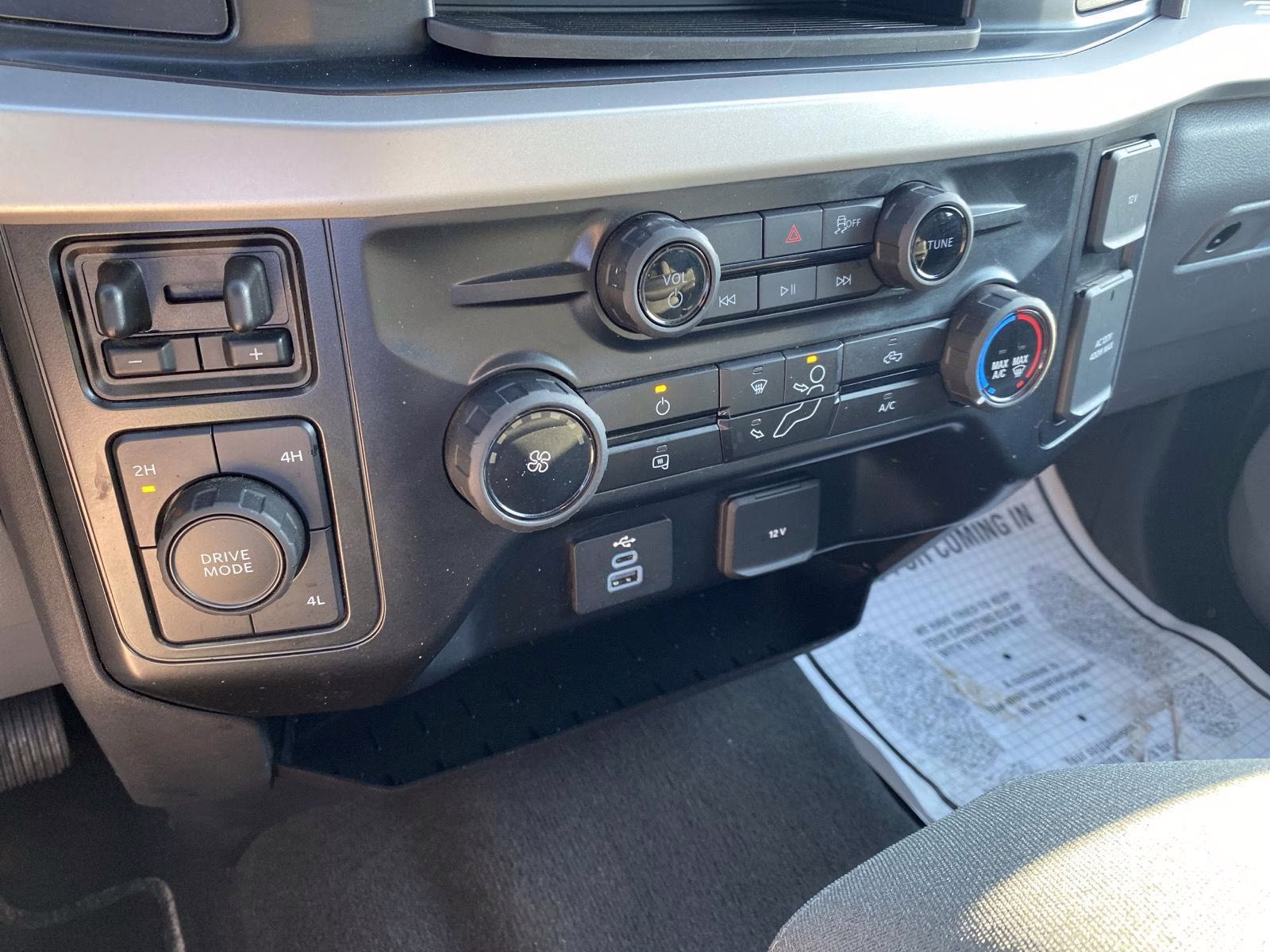 2025 Agate Black Ford Super Duty F-250 SRW XLT 4X4 Truck