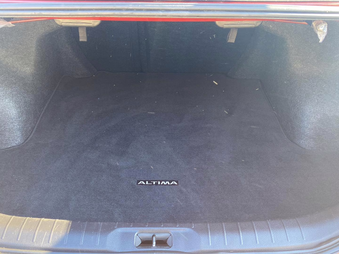 2024 Scarlet Ember Nissan Altima 2.5 SV FWD Sedan