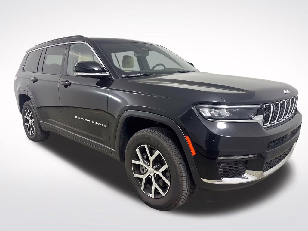 2024 Diamond Black Crystal Pearlcoat Jeep Grand Cherokee L Limited 4X4 SUV