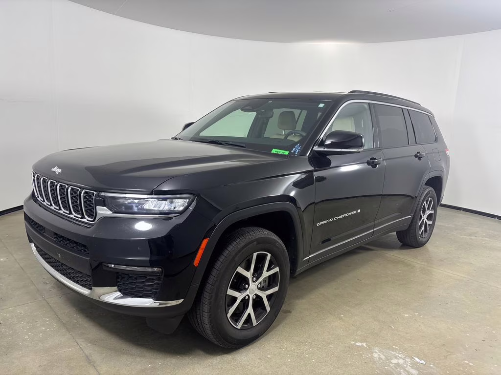 2024 Diamond Black Crystal Pearlcoat Jeep Grand Cherokee L Limited 4X4 SUV