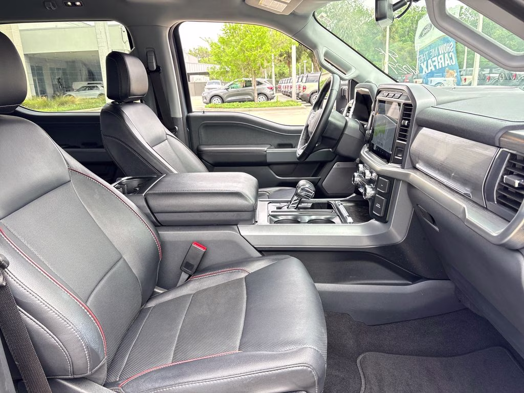 2023 Azure Gray Metallic Tri-Coat Ford F-150 Lariat 4X4 Truck