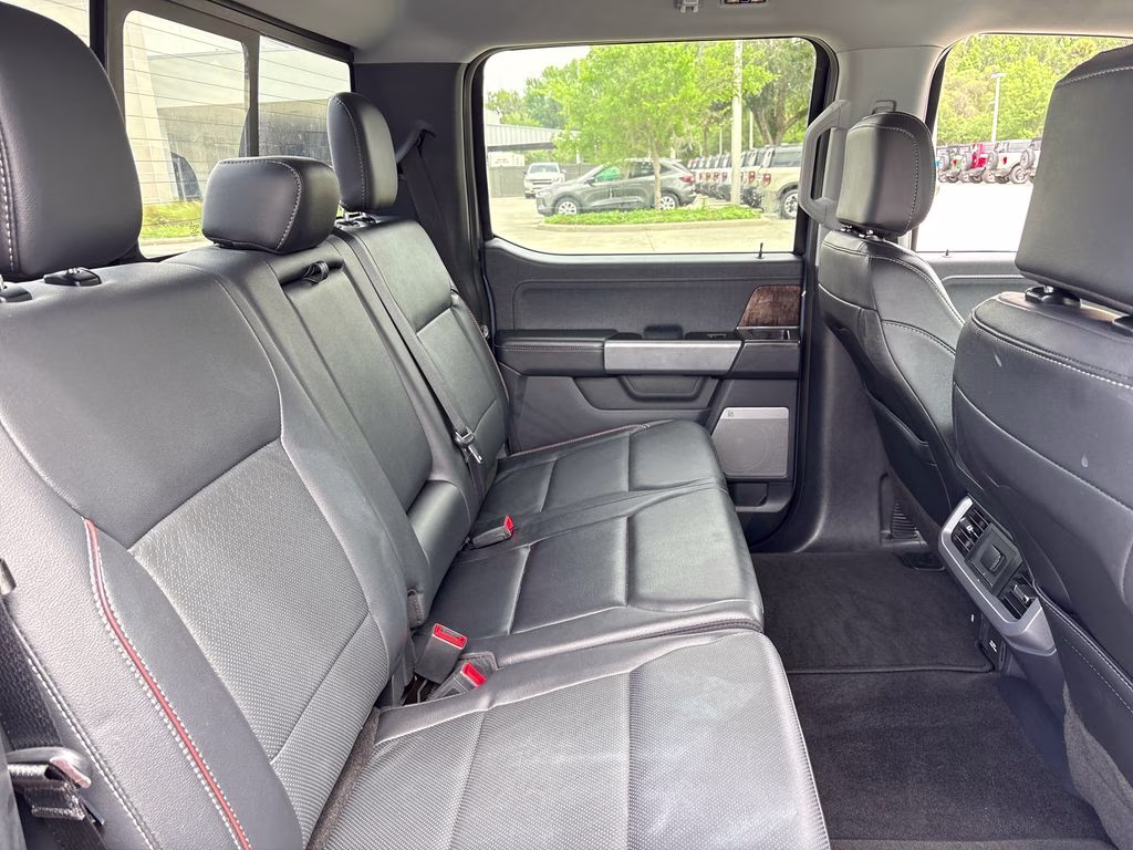 2023 Azure Gray Metallic Tri-Coat Ford F-150 Lariat 4X4 Truck