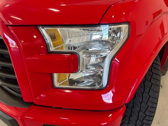 2017 Race Red Ford F-150 XLT 4X4 Truck