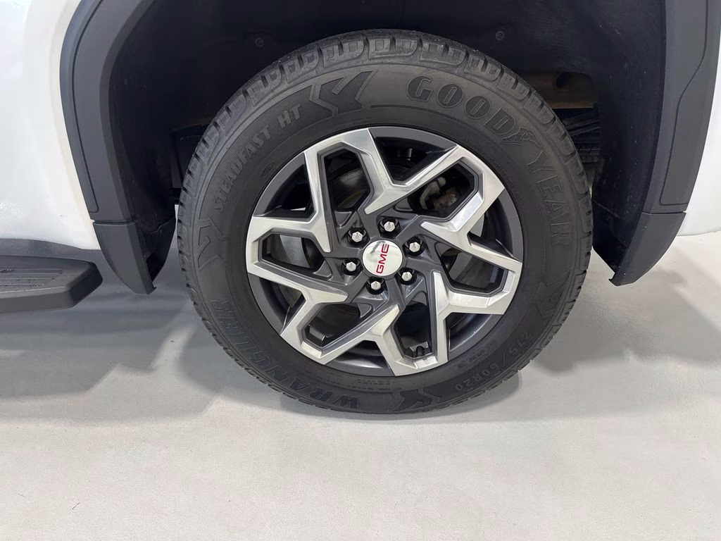 2023 Summit White GMC Sierra 1500 SLT 4X4 Truck