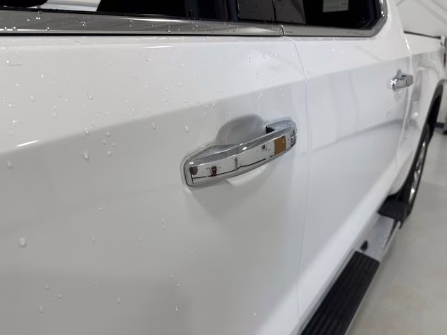 2023 Summit White GMC Sierra 1500 SLT 4X4 Truck