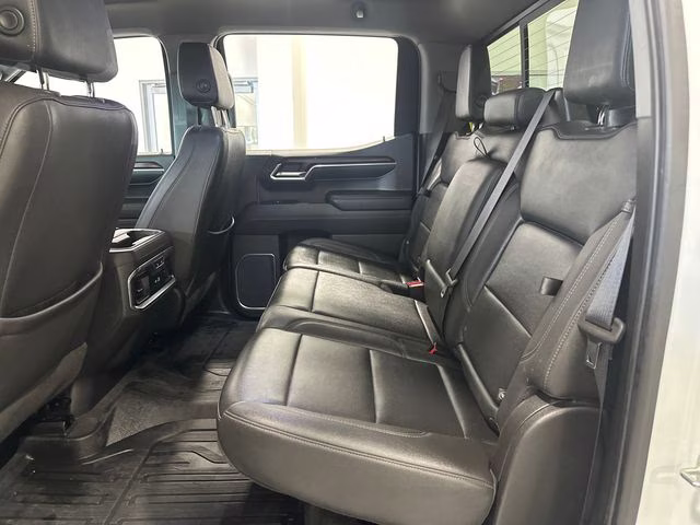 2023 Summit White GMC Sierra 1500 SLT 4X4 Truck