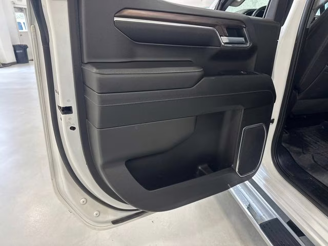 2023 Summit White GMC Sierra 1500 SLT 4X4 Truck