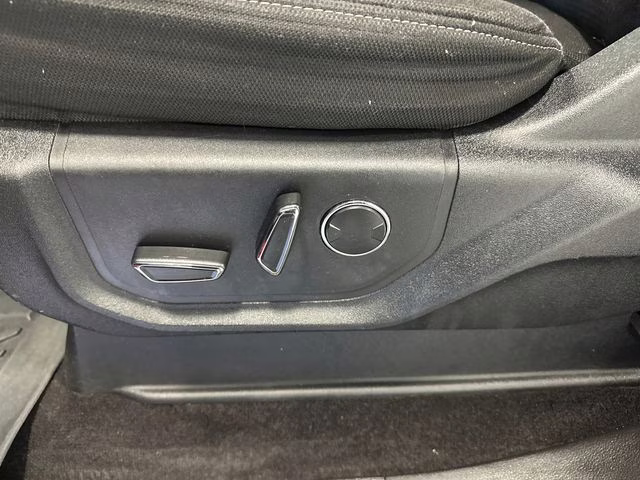 2017 Race Red Ford F-150 XLT 4X4 Truck