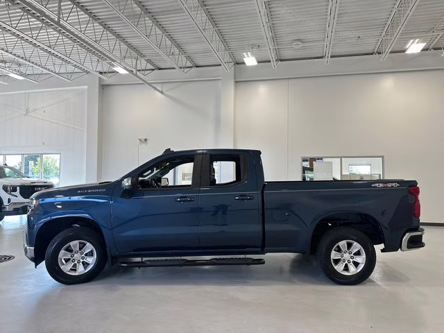 2019 Northsky Blue Metallic Chevrolet Silverado 1500 LT 4X4 Truck