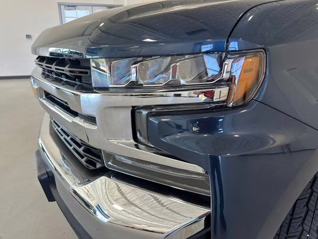 2019 Northsky Blue Metallic Chevrolet Silverado 1500 LT 4X4 Truck