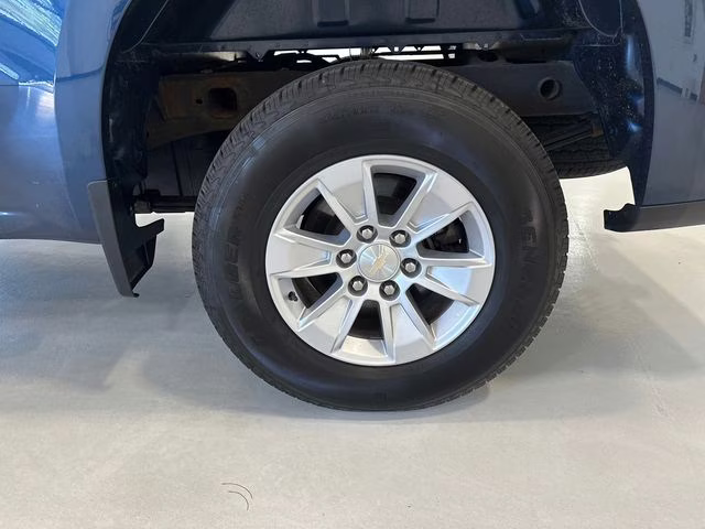 2019 Northsky Blue Metallic Chevrolet Silverado 1500 LT 4X4 Truck