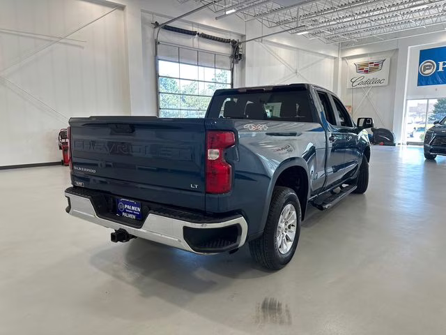 2019 Northsky Blue Metallic Chevrolet Silverado 1500 LT 4X4 Truck