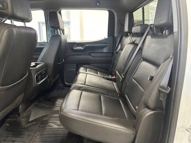 2023 Summit White GMC Sierra 1500 SLT 4X4 Truck